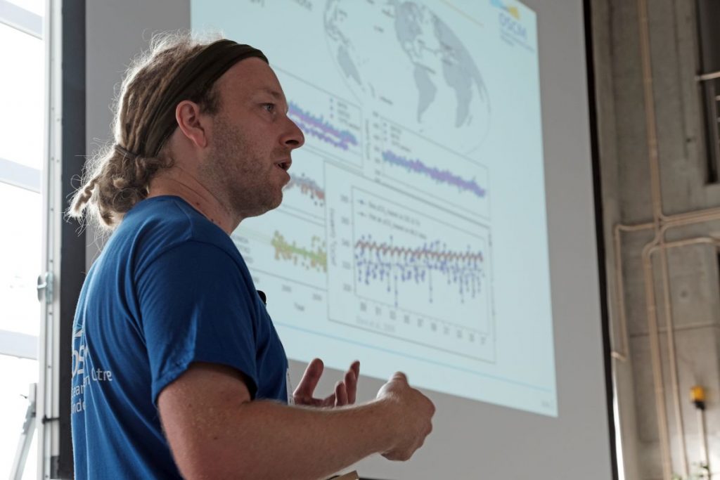 Björn Fiedler intoducing the Biogeochemical time-series observations at CVOO. Photo: Jan Steffen//GEOMAR