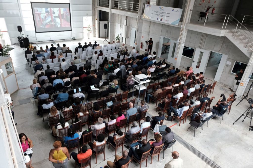 The opening ceremony in the OSCM hangar. Photo: Jan Steffen/GEOMAR