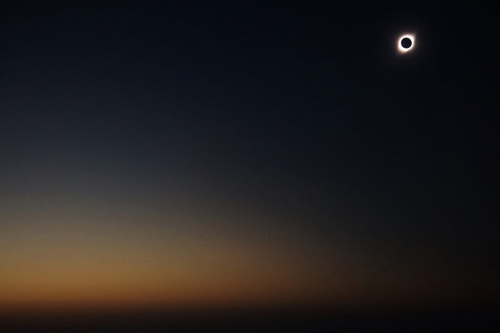 Corona of the sun around the shape of the moon at the total eclipse of the 2nd of July (Photo: Jonas Barkhau)