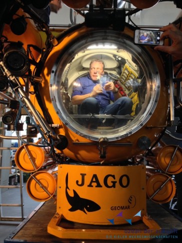 Prof. Colin Devey inside the German research submersible JAGO at GEOMAR. Photo: Avan Antia, The Future Ocean