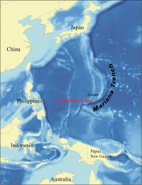 Das Challengertief ist mit 10.994 Metern die tiefste Stelle im Ozean. Sie befindet sich im südwestlichen Teil des Marianengrabens im Pazifik. (Quelle: Kmusser via wikimedia commons (CC-BY-SA-3.0))