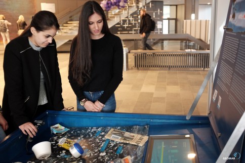 Plastikmüll im Meer ist eines der Themen der Ausstellung "Future Ocean Dialogue". Foto: J. steffen, GEOMAR