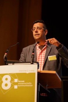 Simon Singh beim Forum Wissenschaftskommunikation. Foto: Gesine Born, Wissenschaft im Dialog