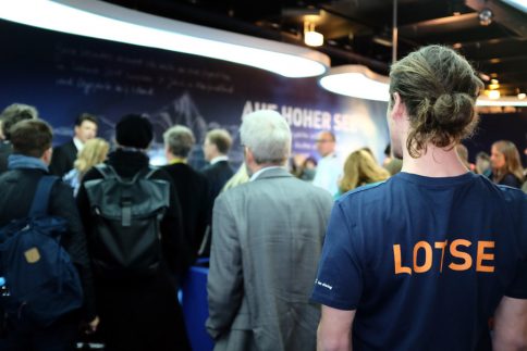 Eröffnung der Ausstellung auf der MS Wissenschaft zum Wissenschaftsjahr "Meere und Ozeane". Foto: Jan Steffen