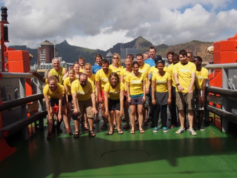 7/20/2014 in Port Louis: SO234-2 team thanks by La Ola (Photo: Folkard Wittrock).