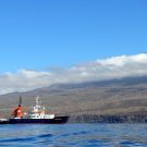 POSEIDON vor der Kapverden Insel Fogo / RV POSEIDON off the Cape Verdean island of Fogo. Photo Karen Hissmann / JAGO-Team