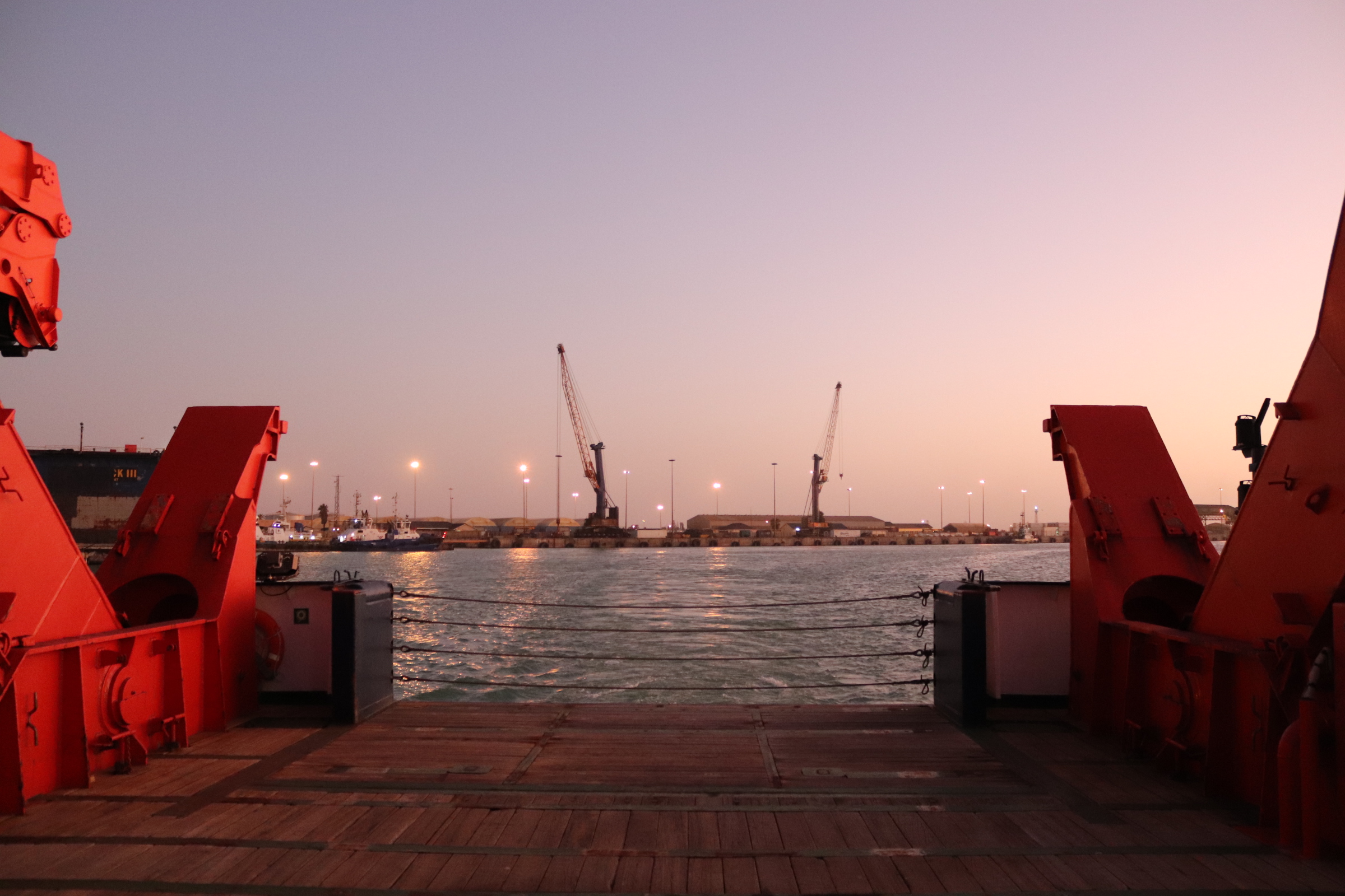 Stern view from Research Vessel Meteor during the departure from Walvis Bay.