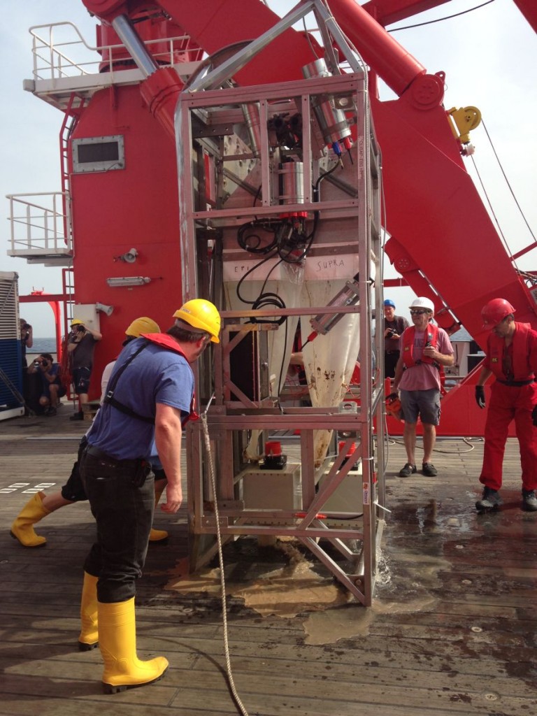 Epibenthosschlitten auf dem Arbeitsdeck / Epibenthic sledge at deck. ©Marina Malyutina